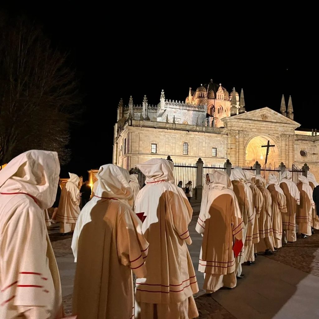 Vía Crucis 'Jesús Rey de los Mártires' Semana Santa Zamora 2023